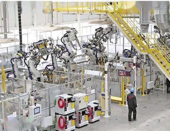 第一次走進(jìn)未來(lái)工廠 浙江制造的新圖景與技術(shù)服務(wù)革新